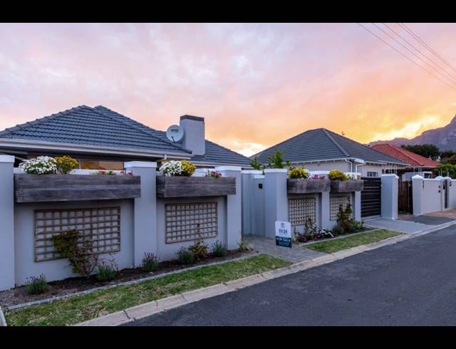 4 BEDROOM HOUSE FOR SALE IN CLAREMONT